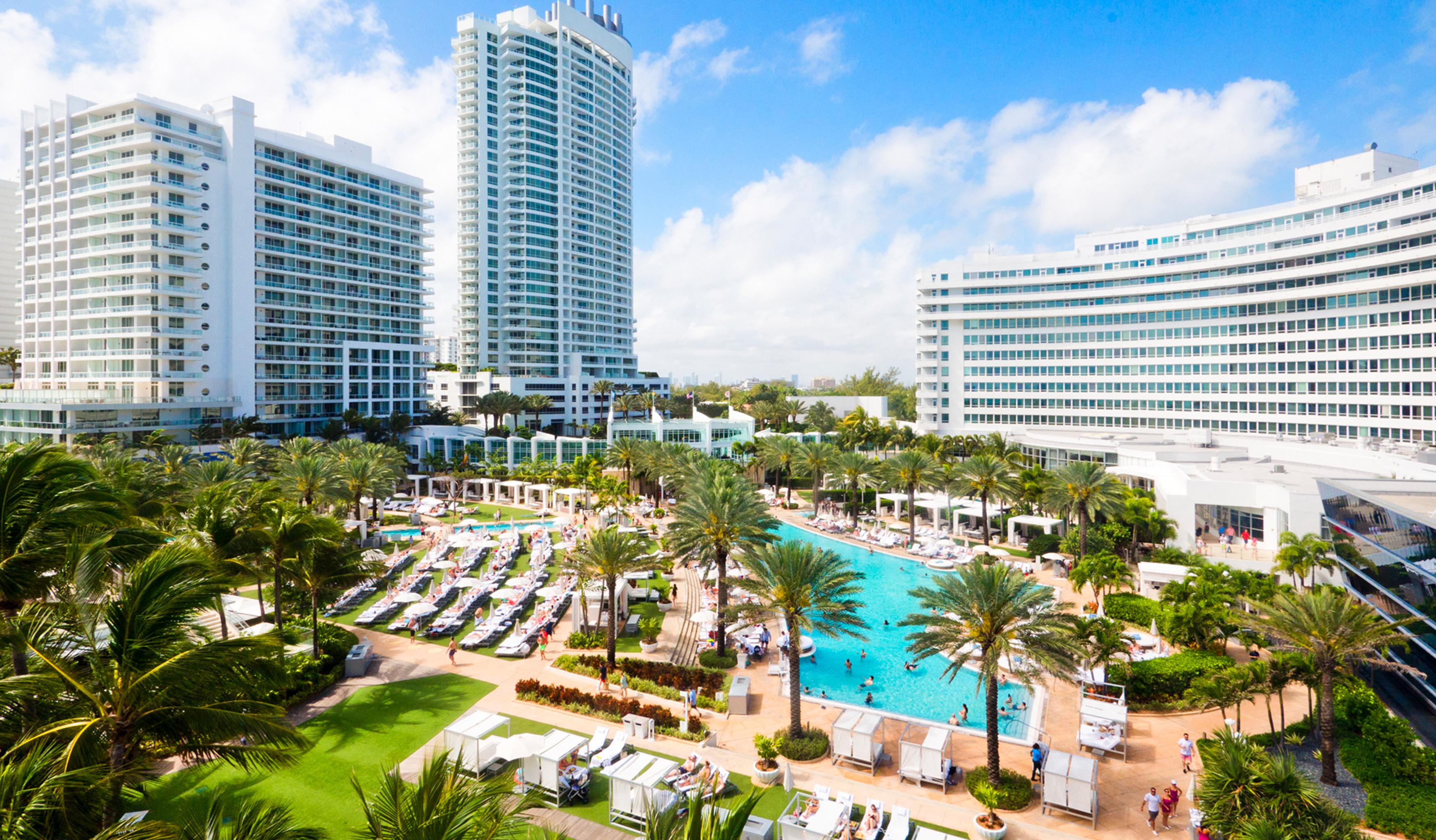 ฟงแตนโบล ไมอามี บีช Hotel ไมอามีบีช ภายนอก รูปภาพ The Fontainebleau Hotel